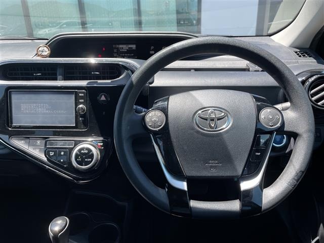 Toyota AQUA 2018 8274163-21