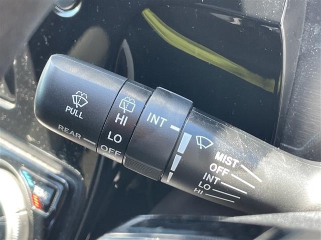 Toyota AQUA 2018 8274163-8