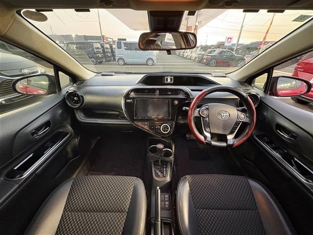 Toyota AQUA 2018 8274164-2