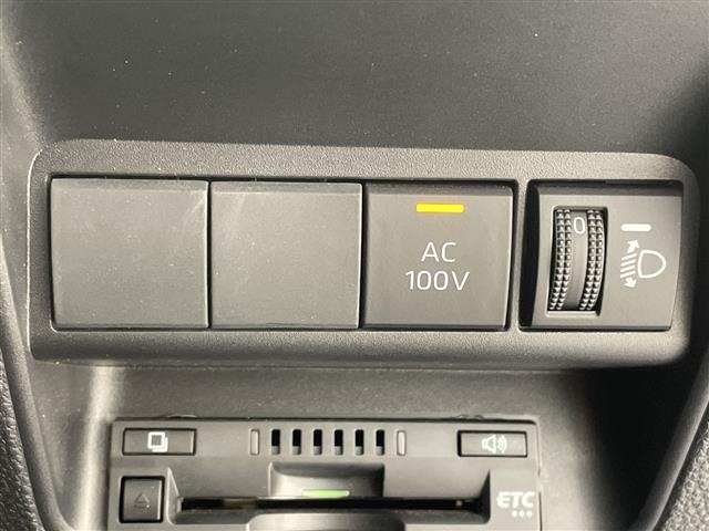 Toyota AQUA 2023 8274172-1