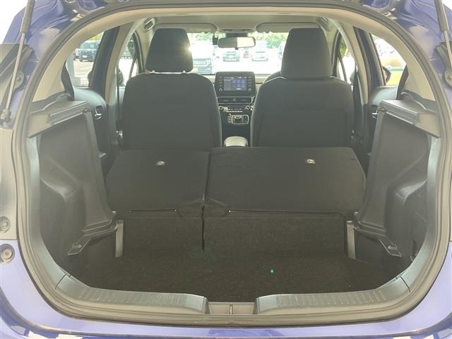 Toyota AQUA 2023 8274172-12