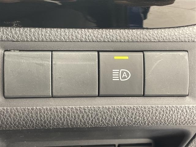 Toyota AQUA 2023 8274172-3