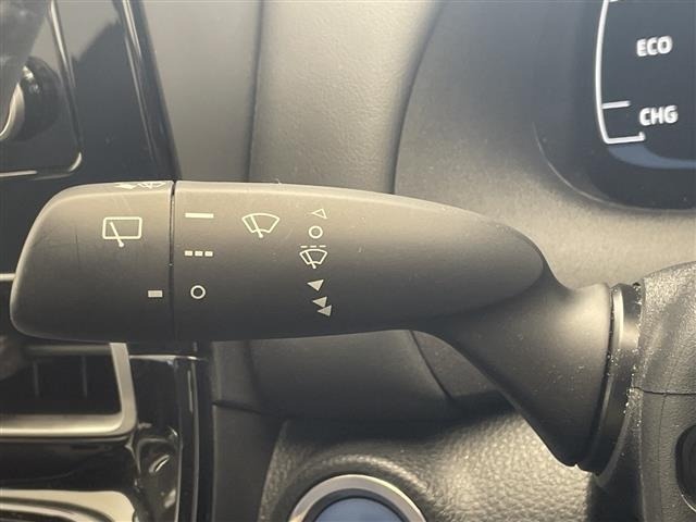 Toyota AQUA 2023 8274172-6