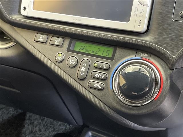 Toyota AQUA 2014 8274183-1
