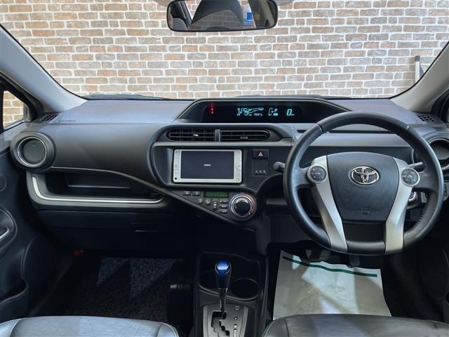 Toyota AQUA 2014 8274183-14