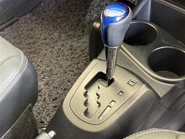 Toyota AQUA 2014 8274183-3