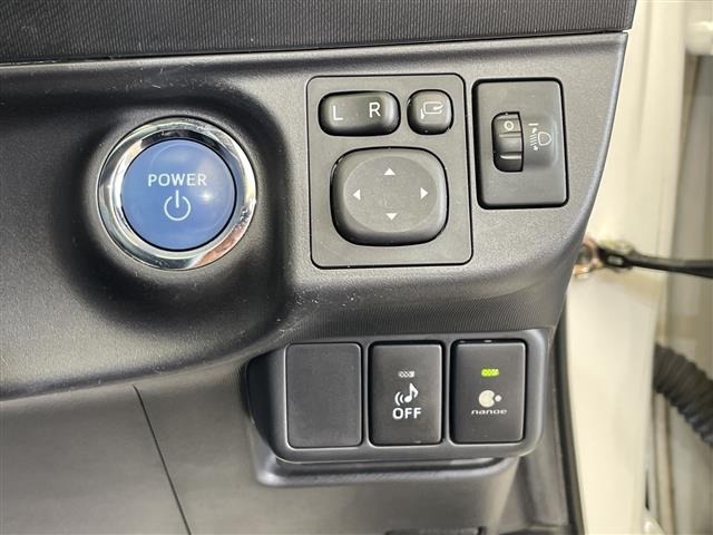 Toyota AQUA 2014 8274183-7