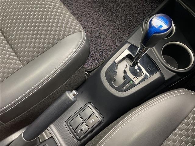 Toyota AQUA 2019 8274185-11