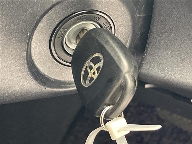Toyota AQUA 2019 8274185-7
