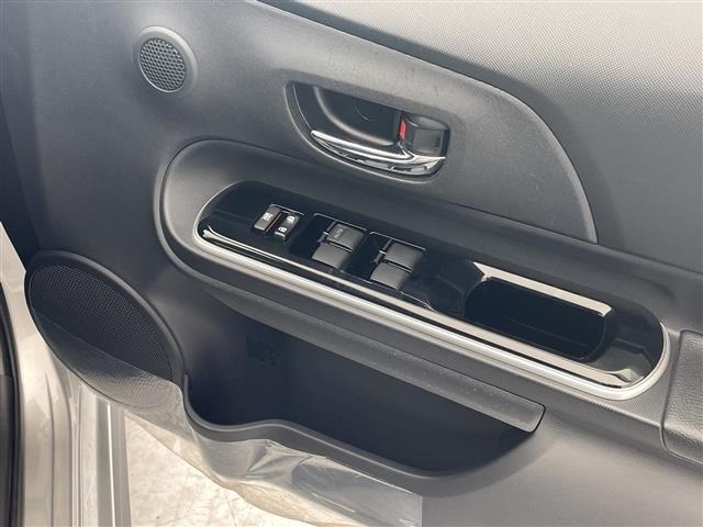 Toyota AQUA 2019 8274185-9