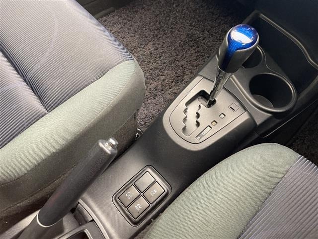 Toyota AQUA 2015 8274186-9