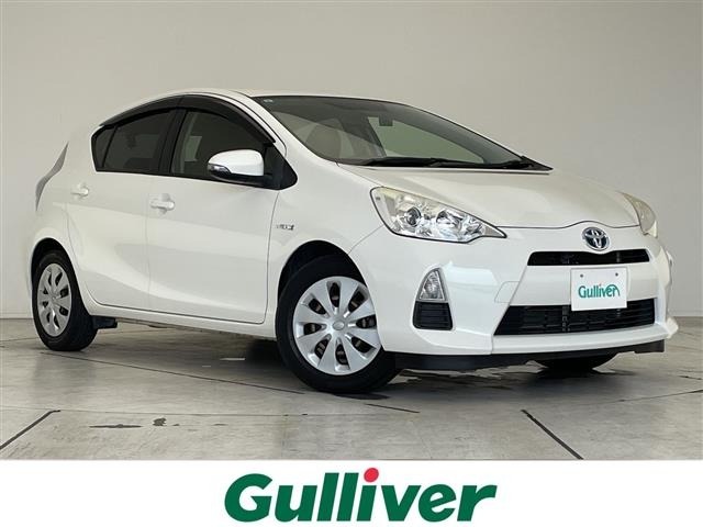 Toyota AQUA 2013 8274188-0