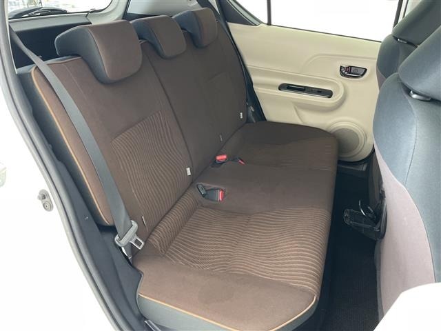 Toyota AQUA 2013 8274188-11
