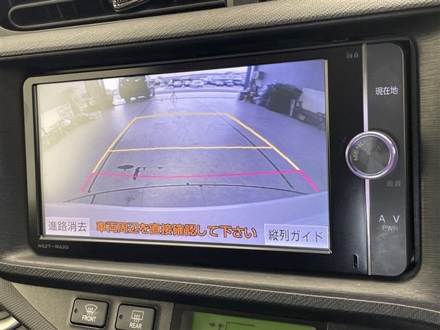 Toyota AQUA 2013 8274188-17