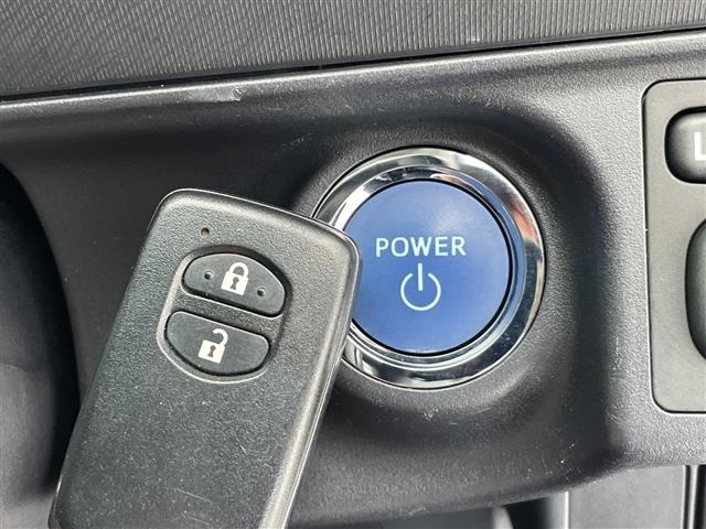 Toyota AQUA 2013 8274188-19