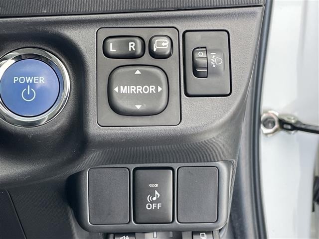 Toyota AQUA 2013 8274188-5