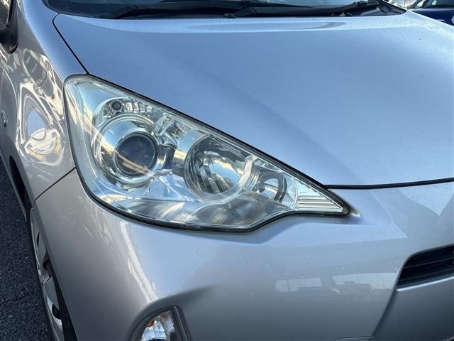 Toyota AQUA 2013 8274195-16