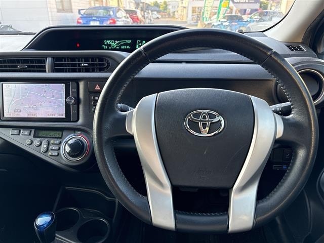 Toyota AQUA 2013 8274195-20