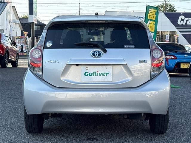 Toyota AQUA 2013 8274195-5