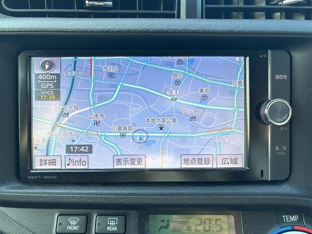 Toyota AQUA 2013 8274195-6