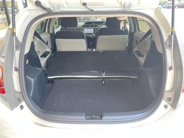 Toyota AQUA 2013 8274196-12