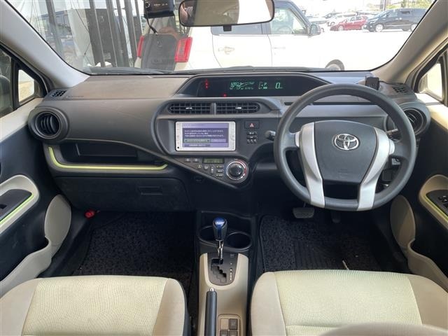 Toyota AQUA 2013 8274196-15