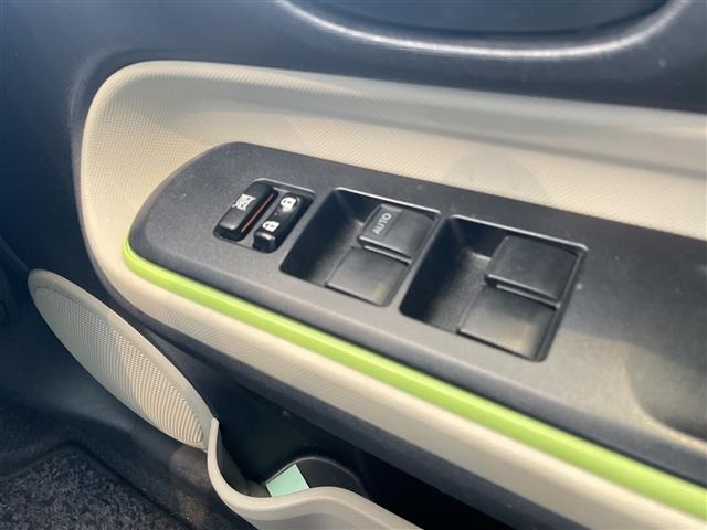 Toyota AQUA 2013 8274196-7