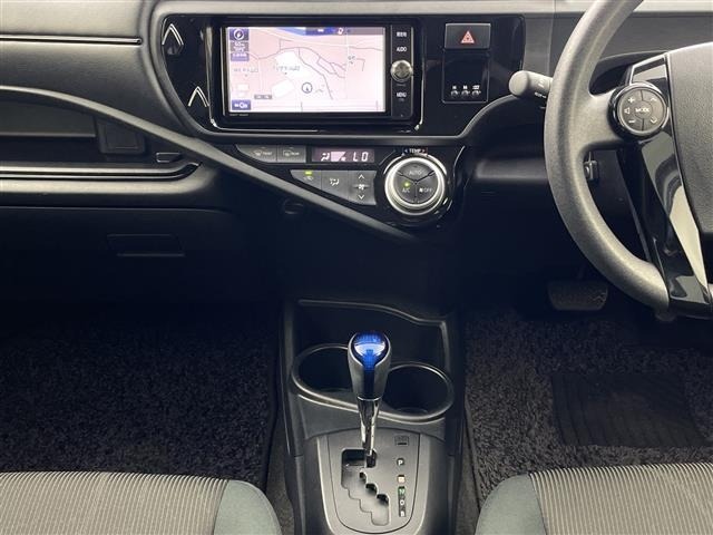 Toyota AQUA 2016 8274211-10