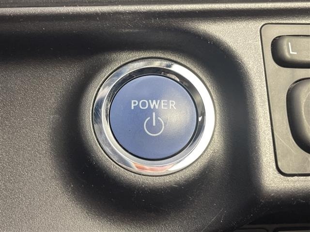 Toyota AQUA 2016 8274211-6