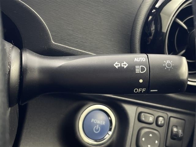 Toyota AQUA 2016 8274211-7