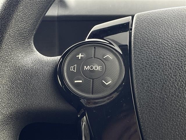 Toyota AQUA 2016 8274211-8