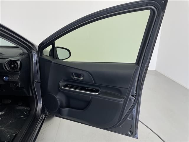 Toyota AQUA 2019 8274212-6