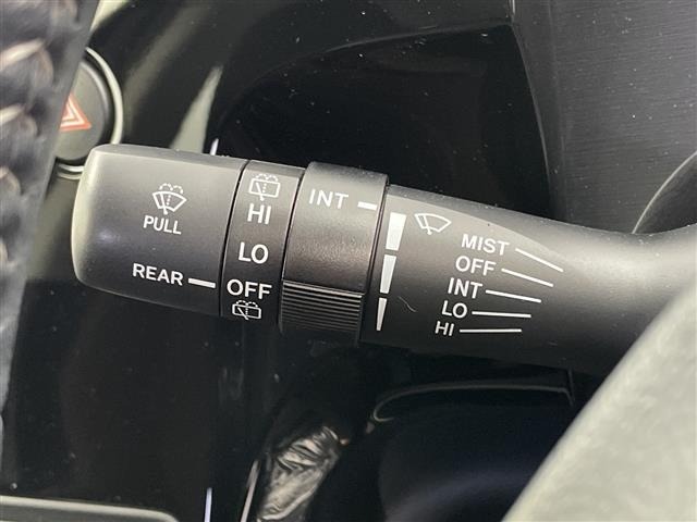 Toyota AQUA 2019 8274212-9
