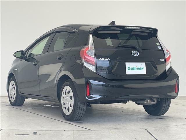 Toyota AQUA 2017 8274222-4