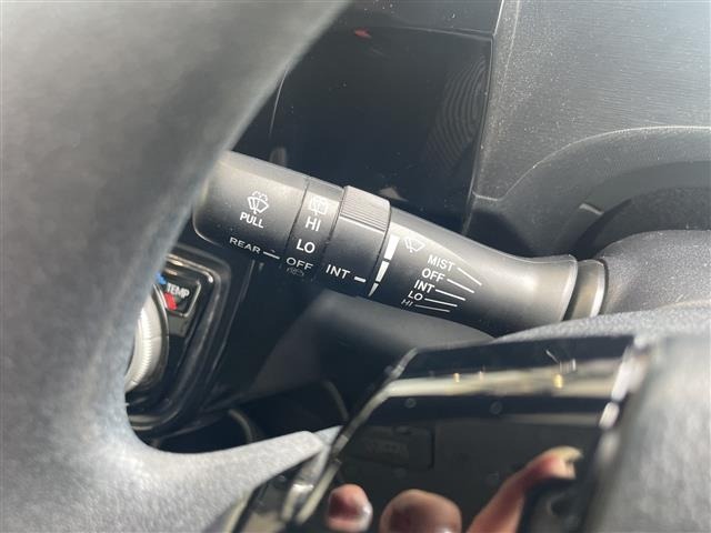 Toyota AQUA 2017 8274222-6