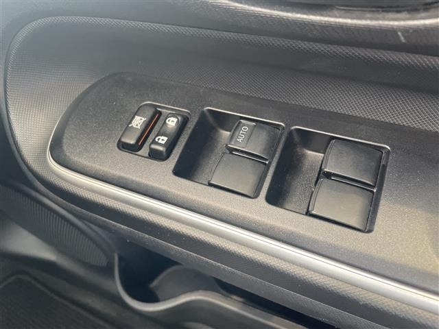 Toyota AQUA 2017 8274222-7