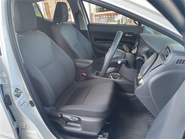 Toyota AQUA 2021 8274223-4