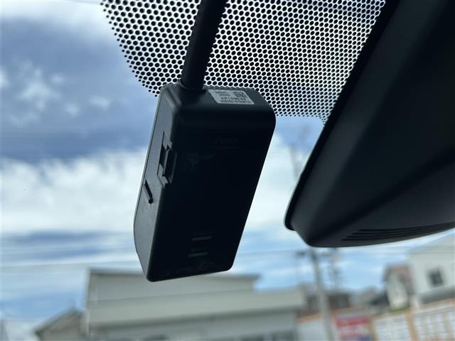 Toyota AQUA 2017 8274252-8