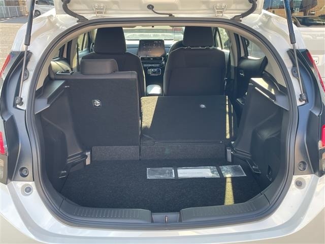 Toyota AQUA 2021 8274253-6