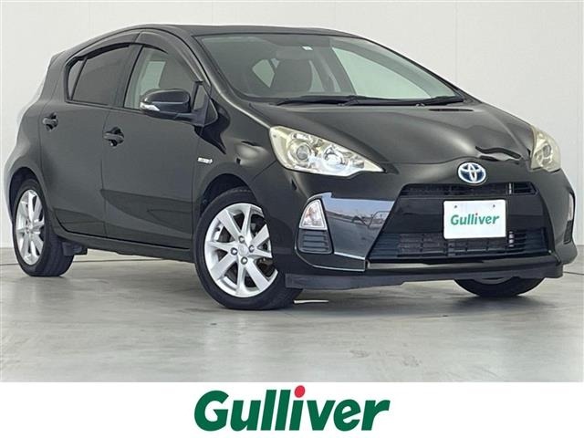 Toyota AQUA 2013 8274257-0