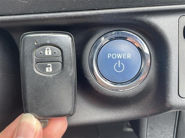 Toyota AQUA 2013 8274257-19