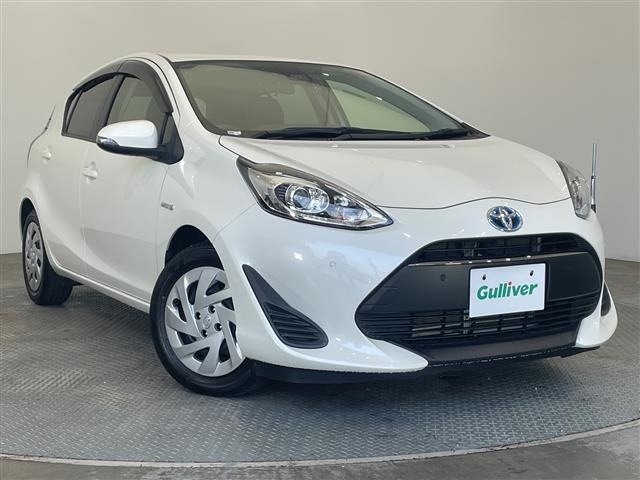 Toyota AQUA 2018 8274258-0