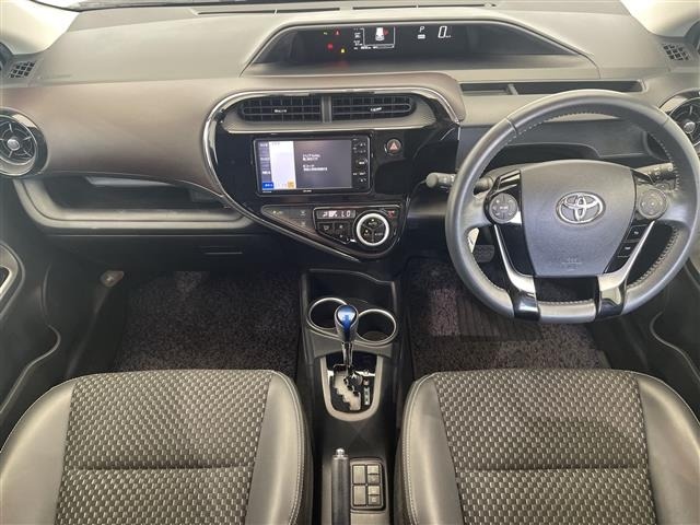 Toyota AQUA 2018 8274258-14