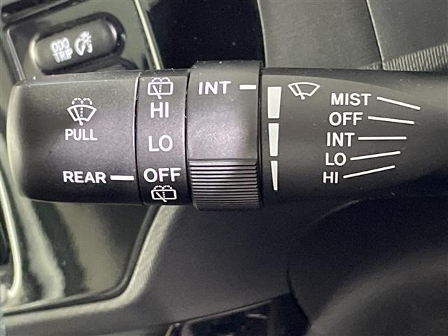 Toyota AQUA 2016 8274265-9