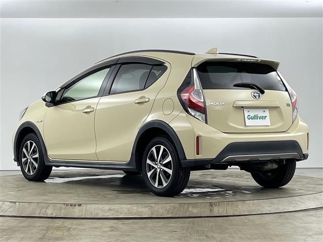 Toyota AQUA 2017 8274274-9