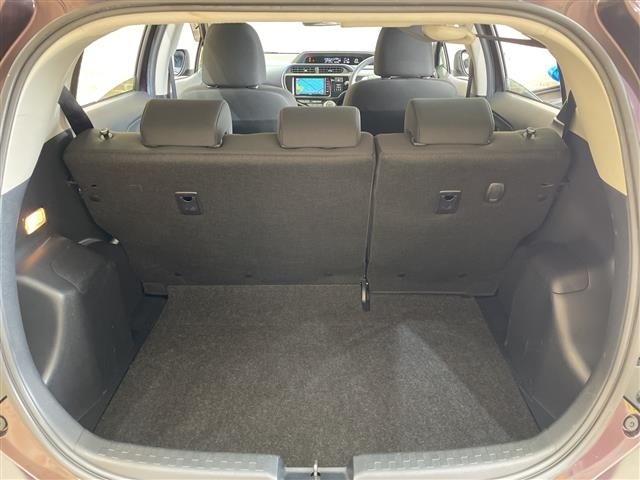 Toyota AQUA 2015 8274298-20