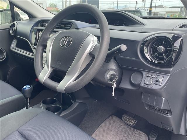 Toyota AQUA 2016 8274301-11