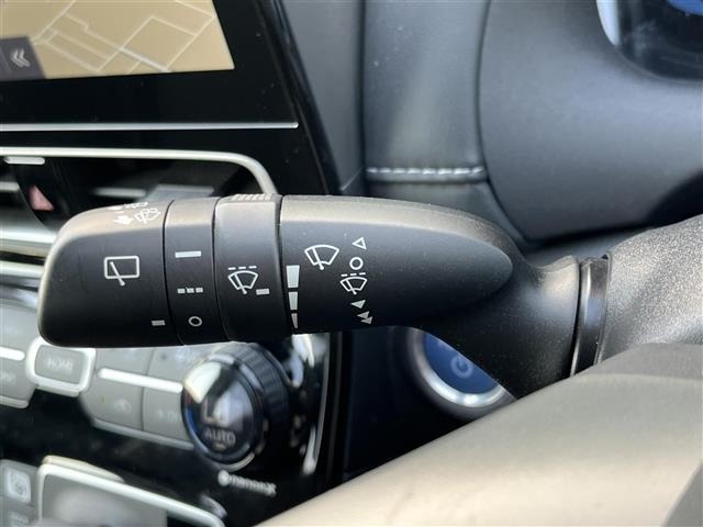 Toyota AQUA 2021 8274312-3
