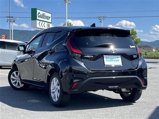 Toyota AQUA 2021 8274312-4
