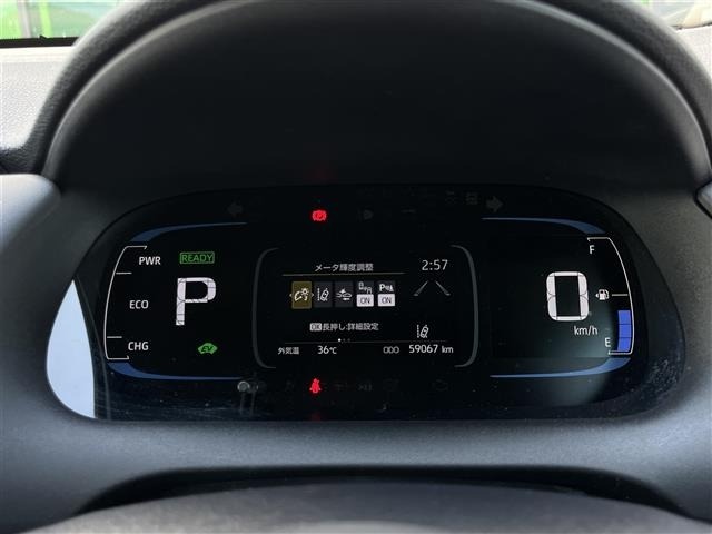 Toyota AQUA 2021 8274312-6